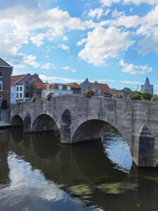 Maria Theresiabrug of de Stenen brug in roermond nederland