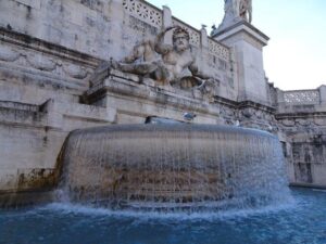 fontein aan altare della patria rome