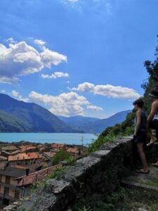 uitzicht over het meer van Lugano van aan de San Rocco kerk