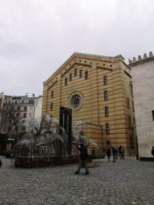 binnenplein van de grote synagoge van Boedapest