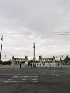 het Heldenplein in Boedapest met het Millenniummonument