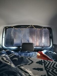 verduisteringskit voor de ramen van de Caddy mini camper